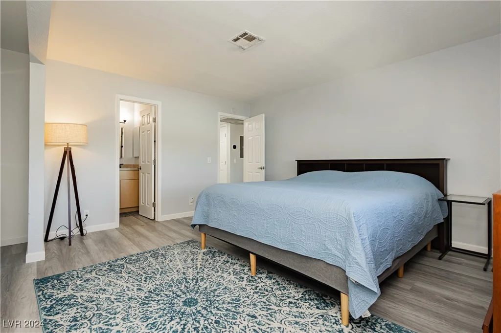 933 Rockview, Las Vegas, NV 89128