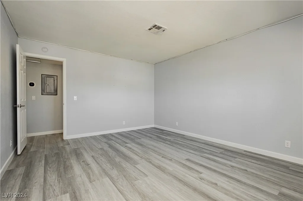 933 Rockview, Las Vegas, NV 89128