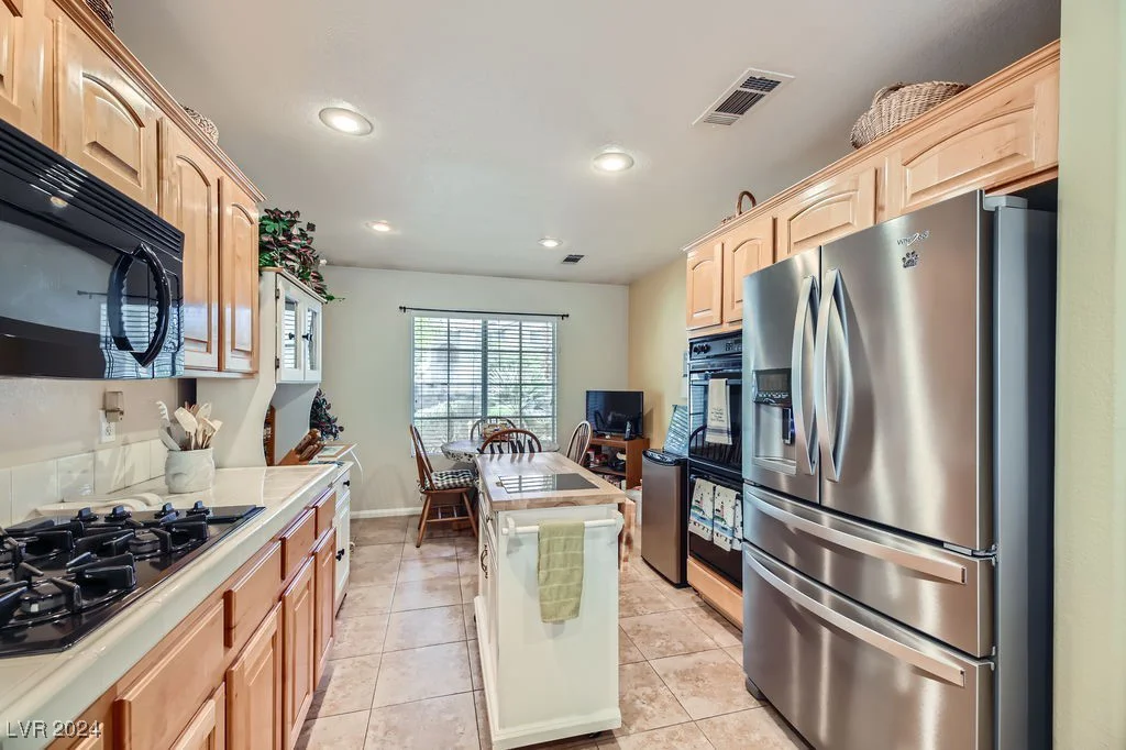 8251 Coyado, Las Vegas, NV 89123