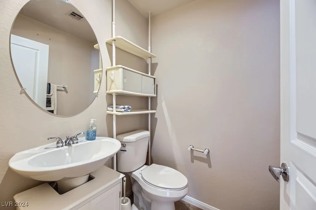 8251 Coyado, Las Vegas, NV 89123