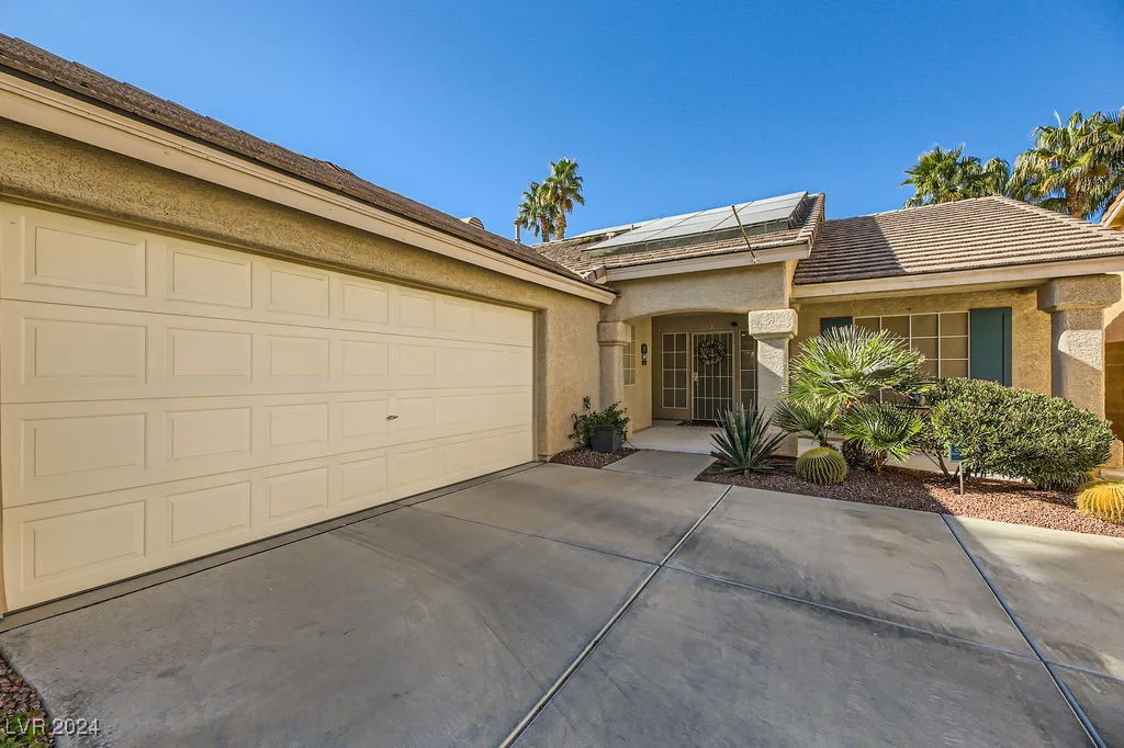 8251 Coyado, Las Vegas, NV 89123
