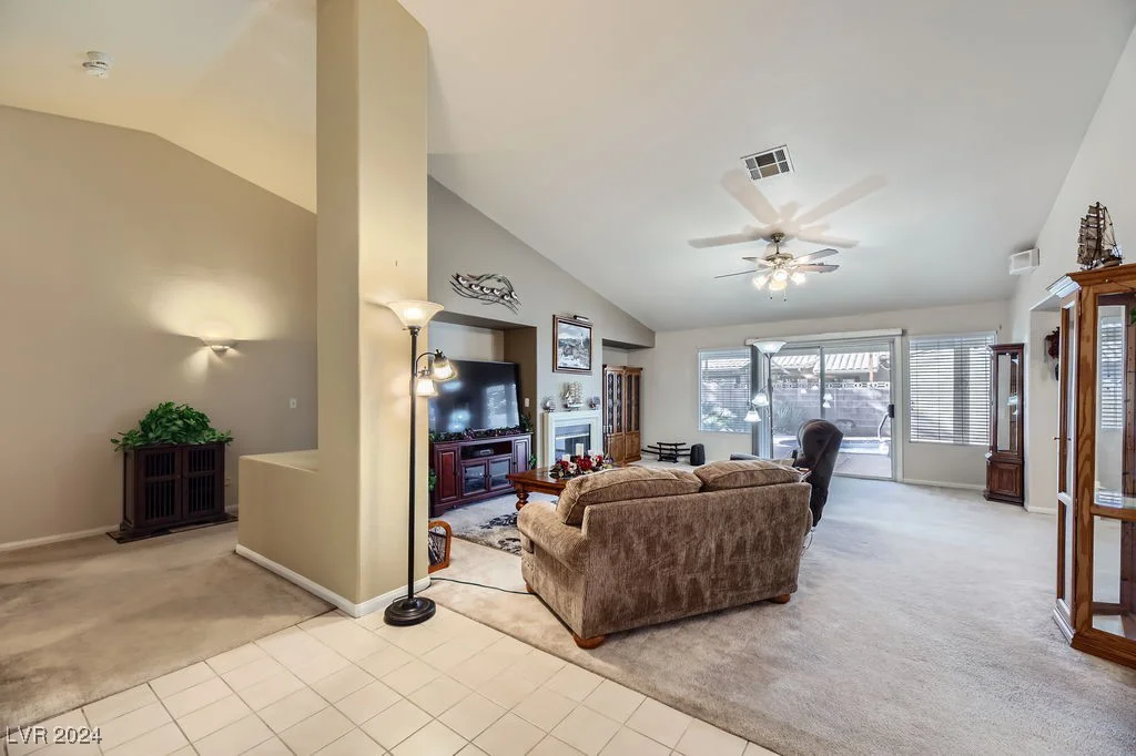 8251 Coyado, Las Vegas, NV 89123