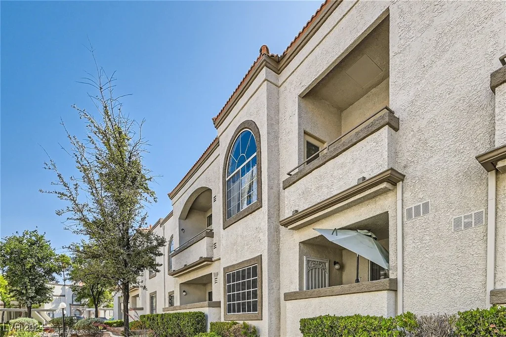 3125 Buffalo, Las Vegas, NV 89128