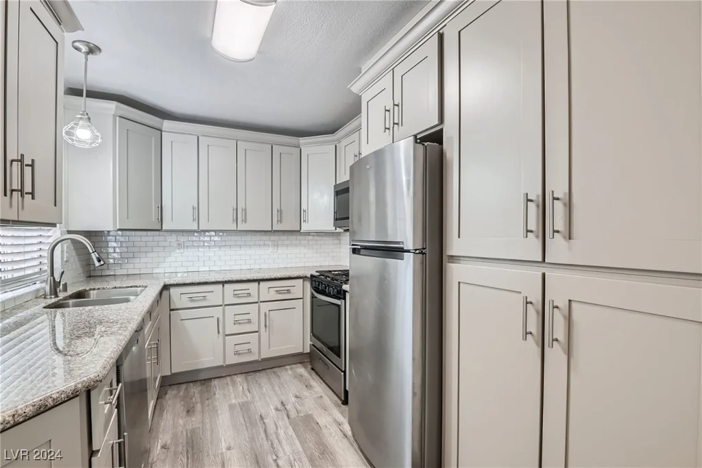 3125 Buffalo, Las Vegas, NV 89128