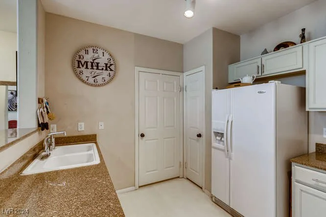 10001 Peace, Las Vegas, NV 89147