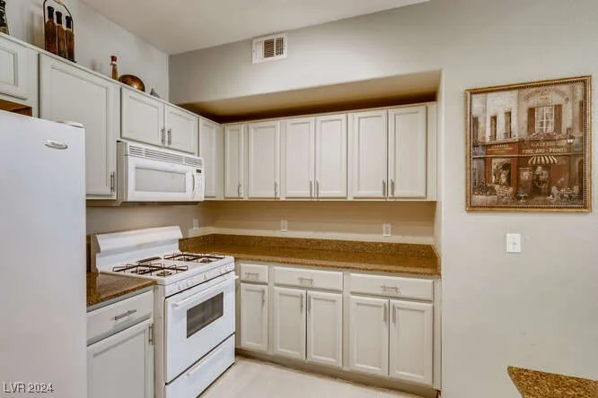10001 Peace, Las Vegas, NV 89147
