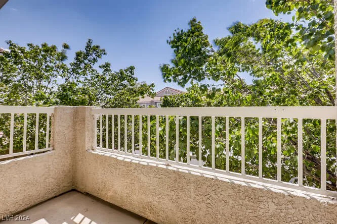 10001 Peace, Las Vegas, NV 89147
