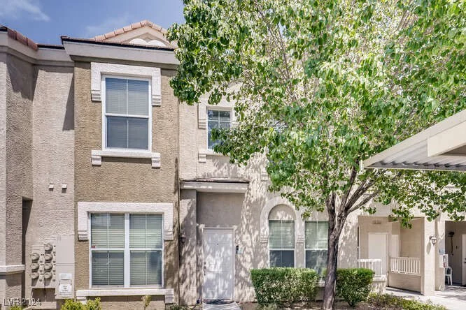 10001 Peace, Las Vegas, NV 89147