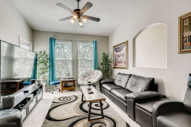 10001 Peace, Las Vegas, NV 89147