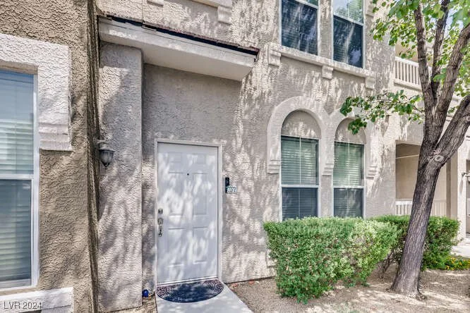 10001 Peace, Las Vegas, NV 89147