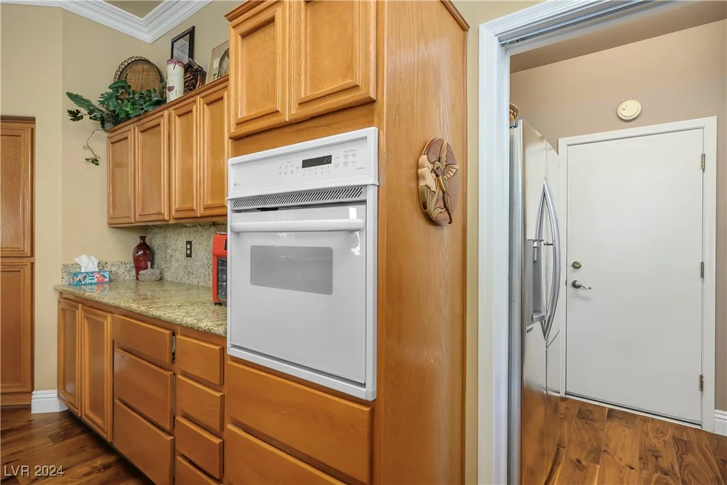 10600 Cedar Creek, Las Vegas, NV 89134