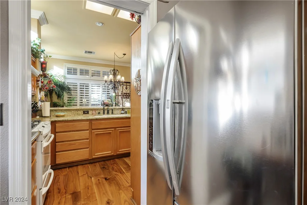 10600 Cedar Creek, Las Vegas, NV 89134