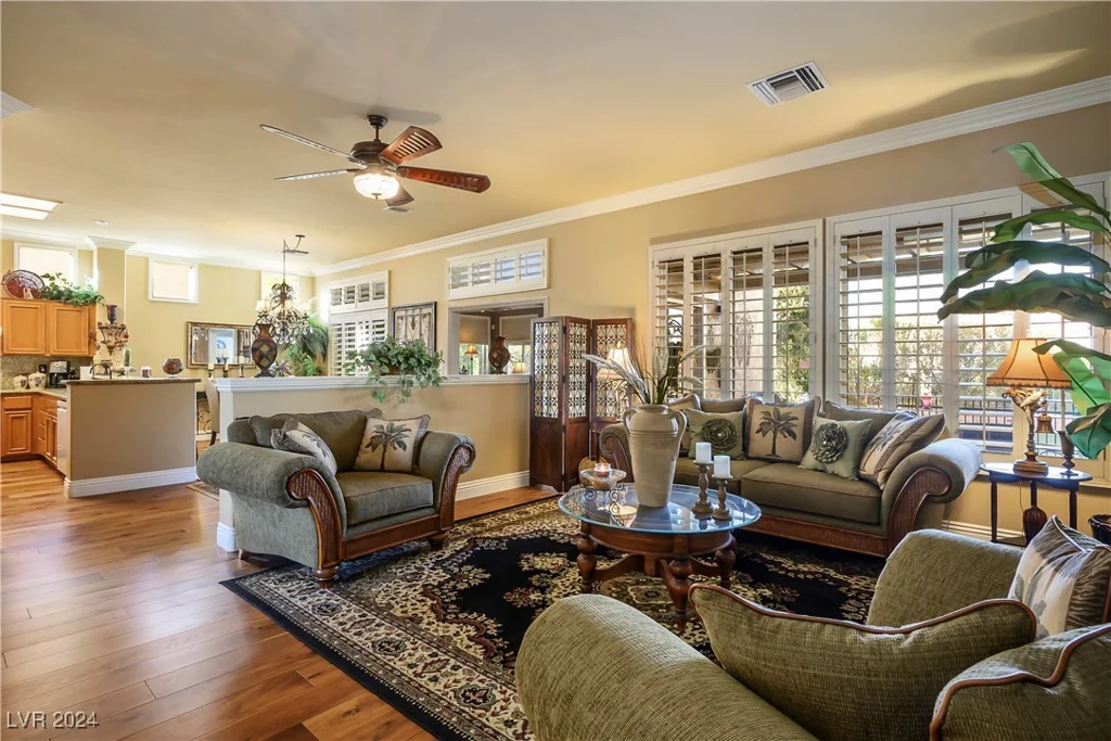 10600 Cedar Creek, Las Vegas, NV 89134