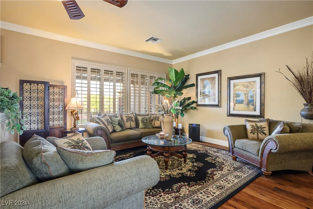 10600 Cedar Creek, Las Vegas, NV 89134