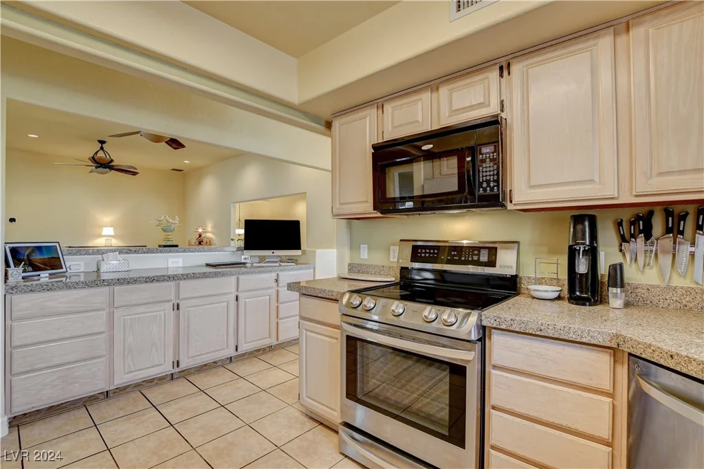 1433 Pueblo, Boulder City, NV 89005