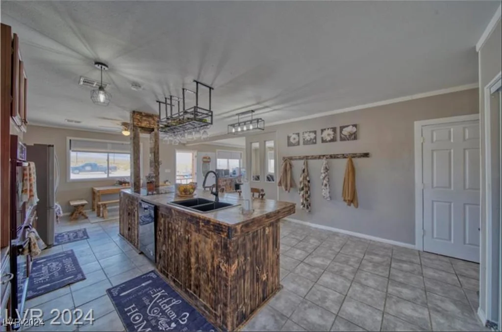 561 Miranda, Pahrump, NV 89060