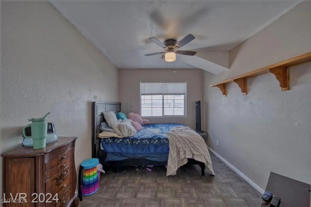 561 Miranda, Pahrump, NV 89060