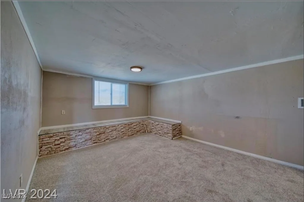 561 Miranda, Pahrump, NV 89060