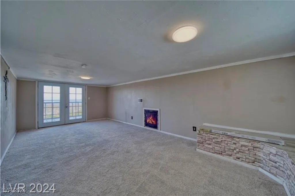 561 Miranda, Pahrump, NV 89060