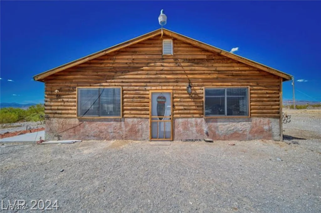 561 Miranda, Pahrump, NV 89060