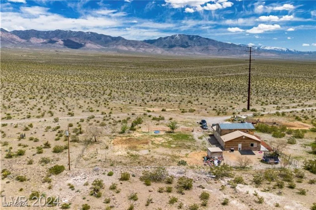 561 Miranda, Pahrump, NV 89060