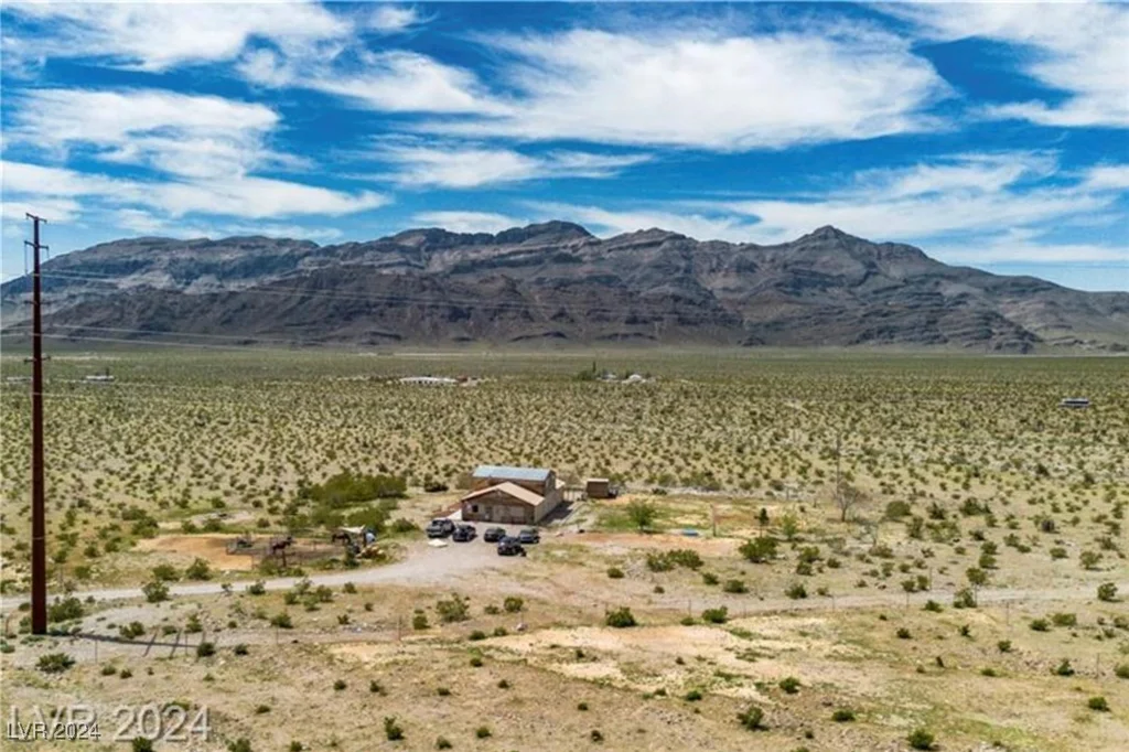 561 Miranda, Pahrump, NV 89060