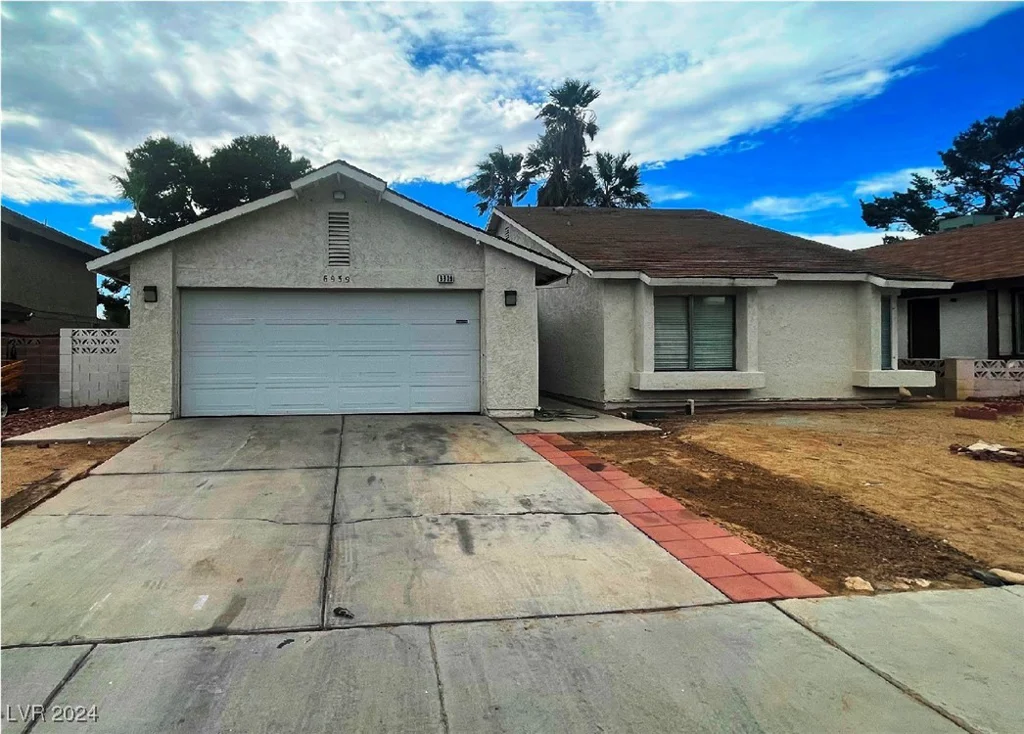 6939 Paddington, Las Vegas, NV 89147