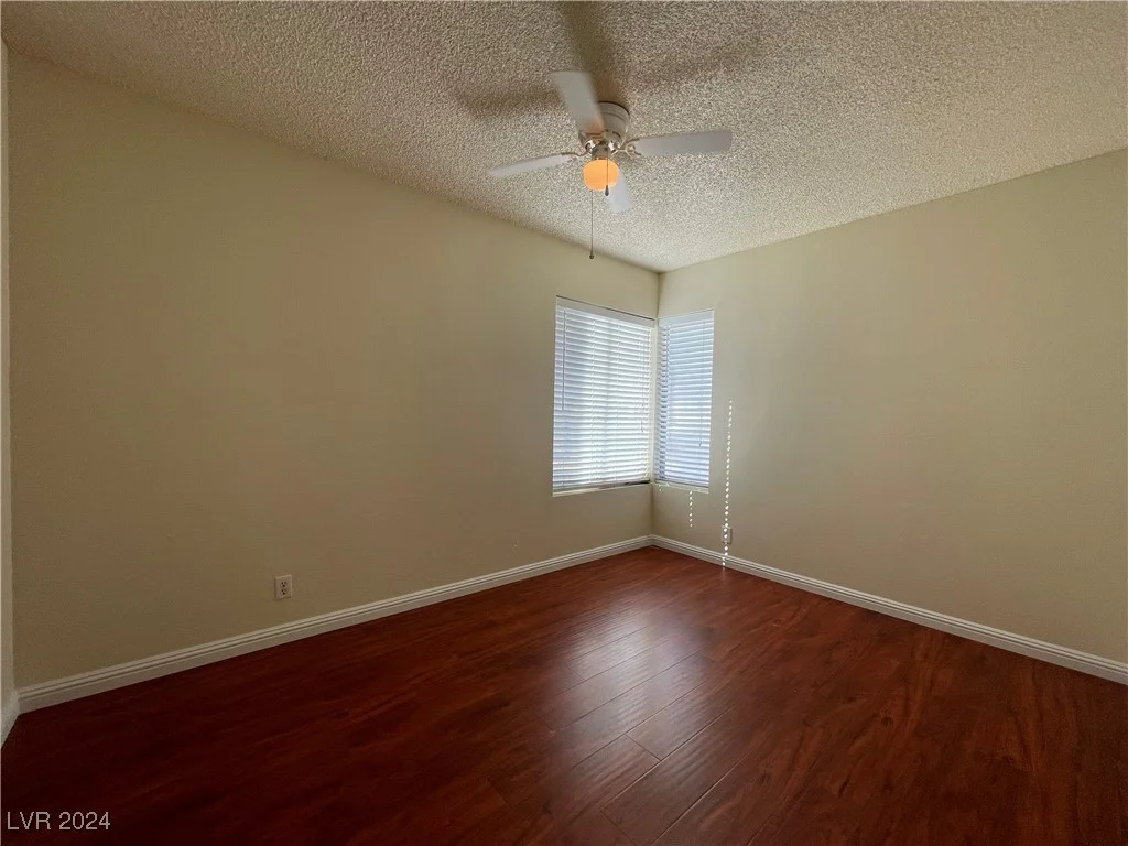 6939 Paddington, Las Vegas, NV 89147