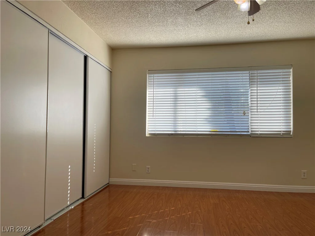 6939 Paddington, Las Vegas, NV 89147