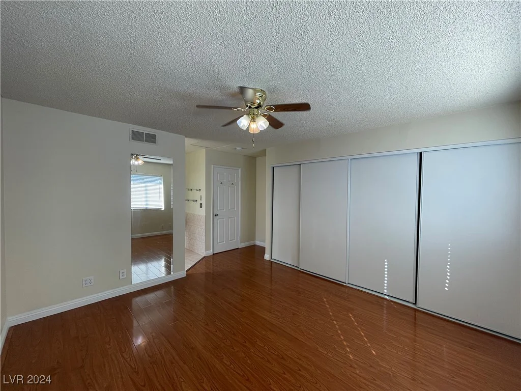 6939 Paddington, Las Vegas, NV 89147
