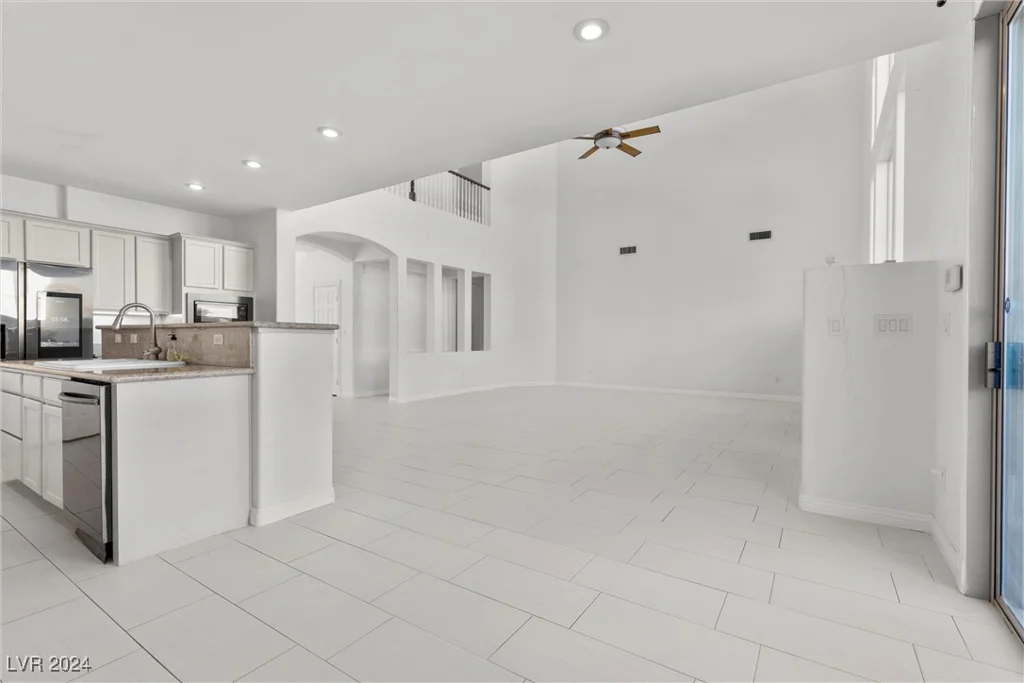 852 Bussora Rose, Henderson, NV 89015