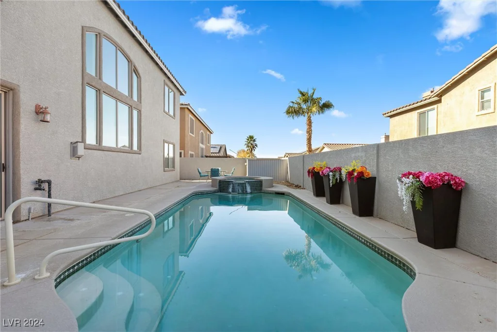 852 Bussora Rose, Henderson, NV 89015