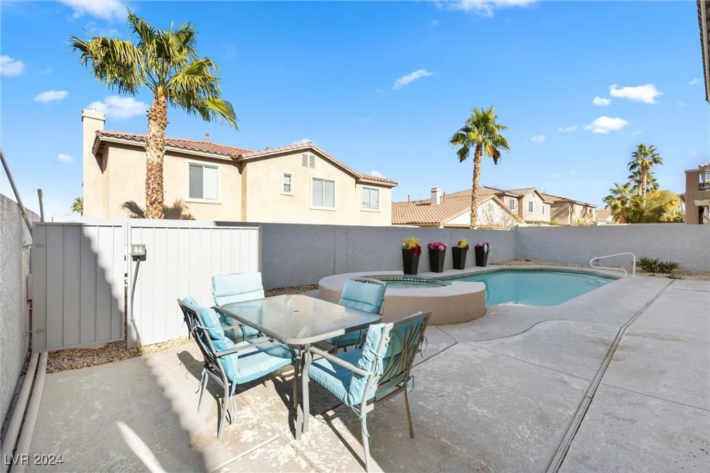 852 Bussora Rose, Henderson, NV 89015