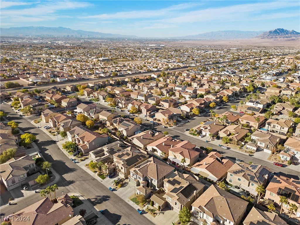 852 Bussora Rose, Henderson, NV 89015