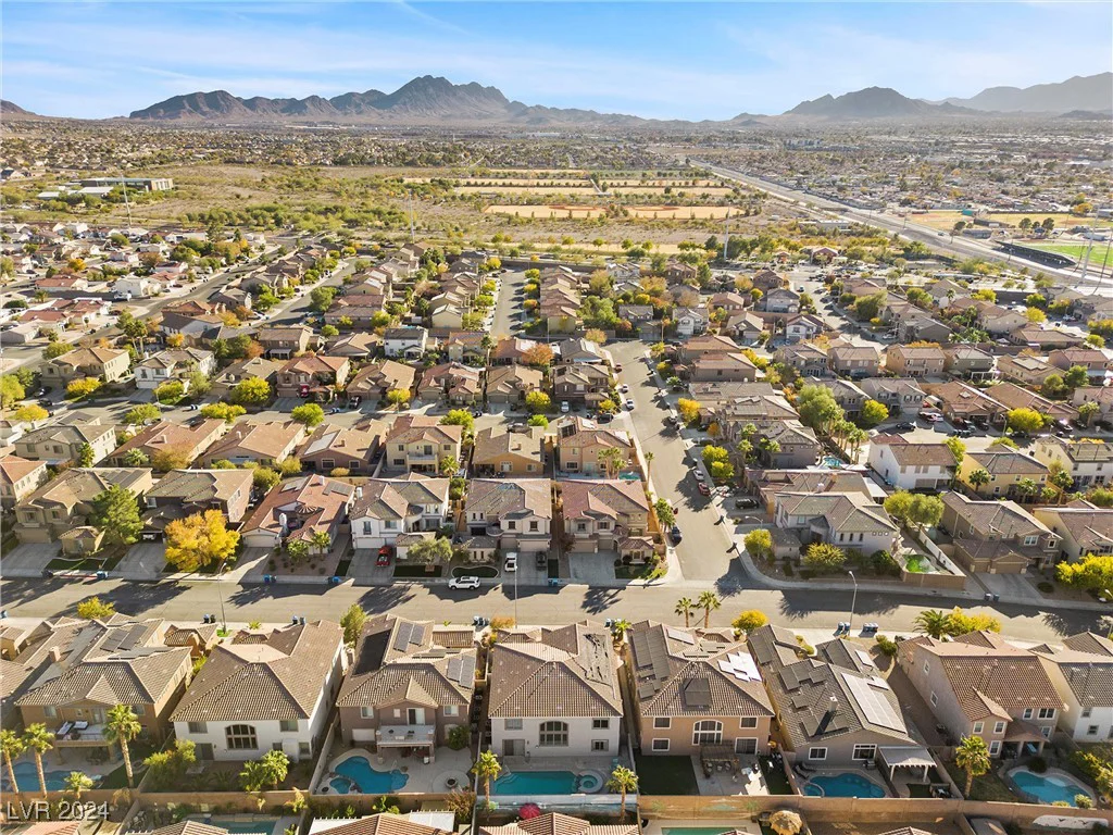 852 Bussora Rose, Henderson, NV 89015