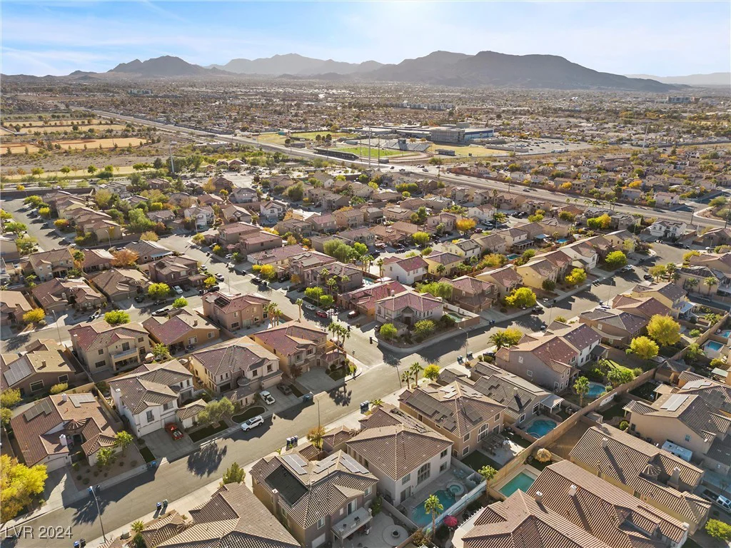 852 Bussora Rose, Henderson, NV 89015