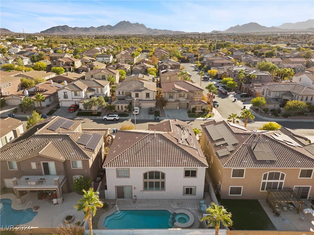 852 Bussora Rose, Henderson, NV 89015