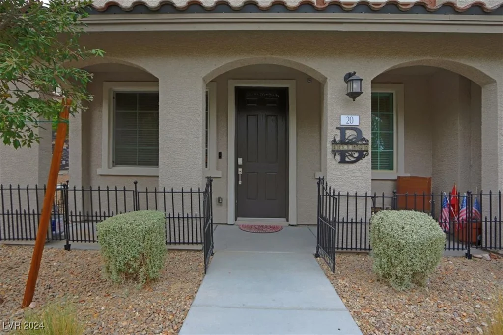 20 Barbara, Las Vegas, NV 89183