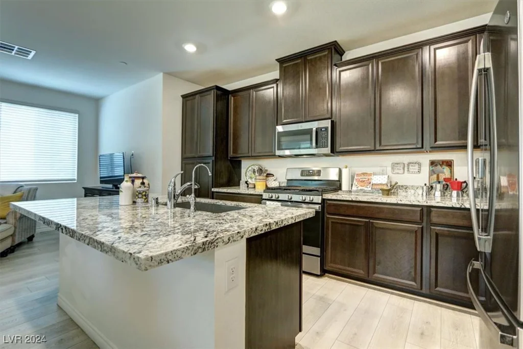 20 Barbara, Las Vegas, NV 89183
