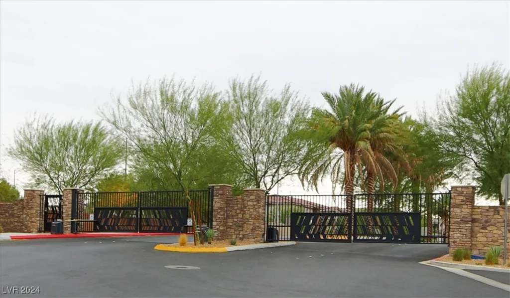 20 Barbara, Las Vegas, NV 89183