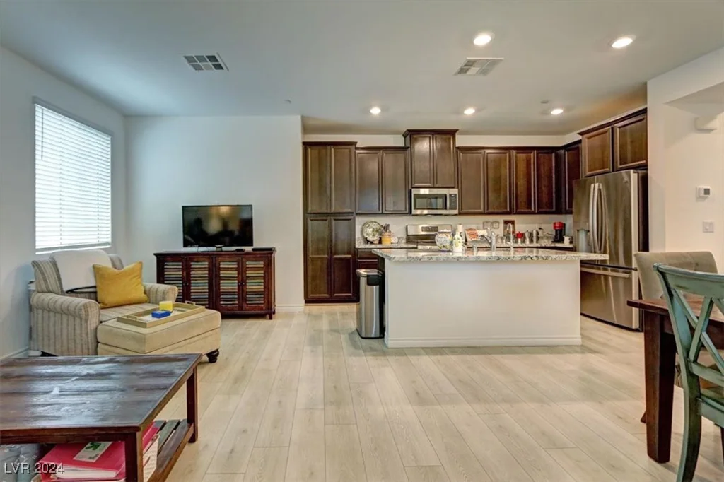 20 Barbara, Las Vegas, NV 89183