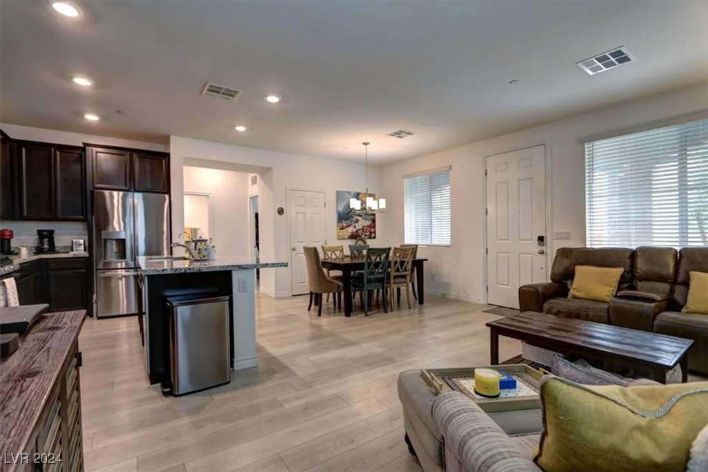 20 Barbara, Las Vegas, NV 89183
