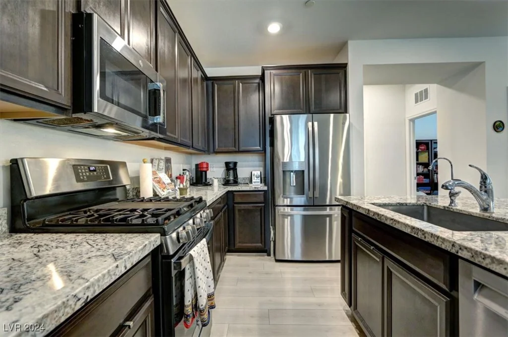 20 Barbara, Las Vegas, NV 89183