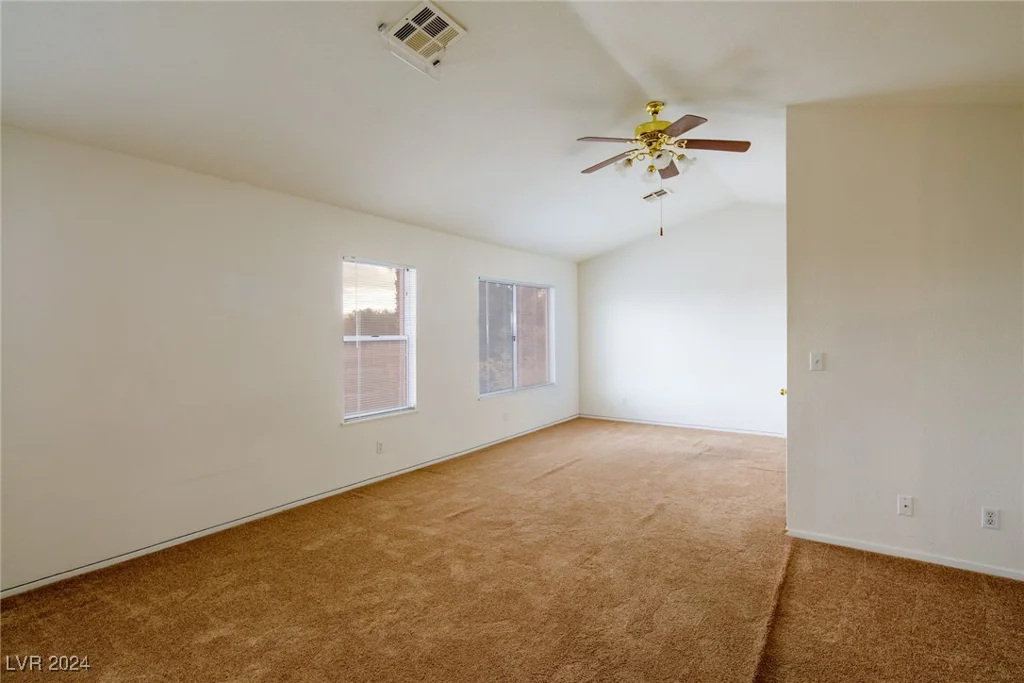 2100 Desert Peak, Las Vegas, NV 89134