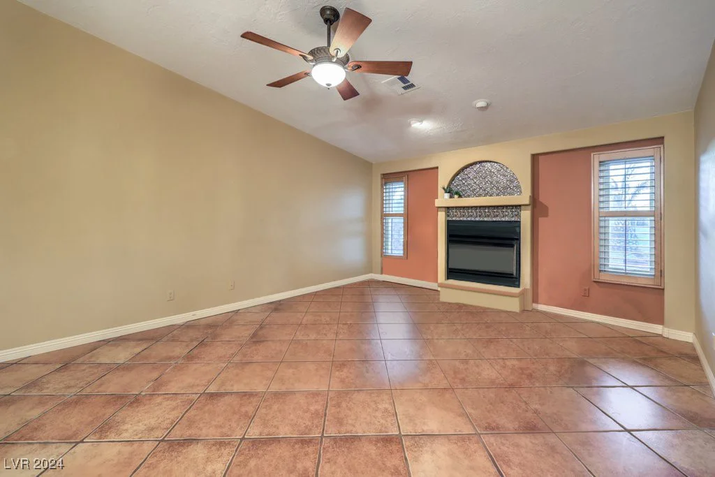 1052 Hollyhock, Henderson, NV 89011