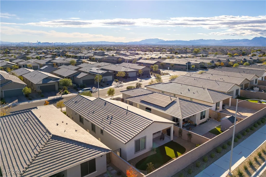 2380 Cold Canyon, North Las Vegas, NV 89086