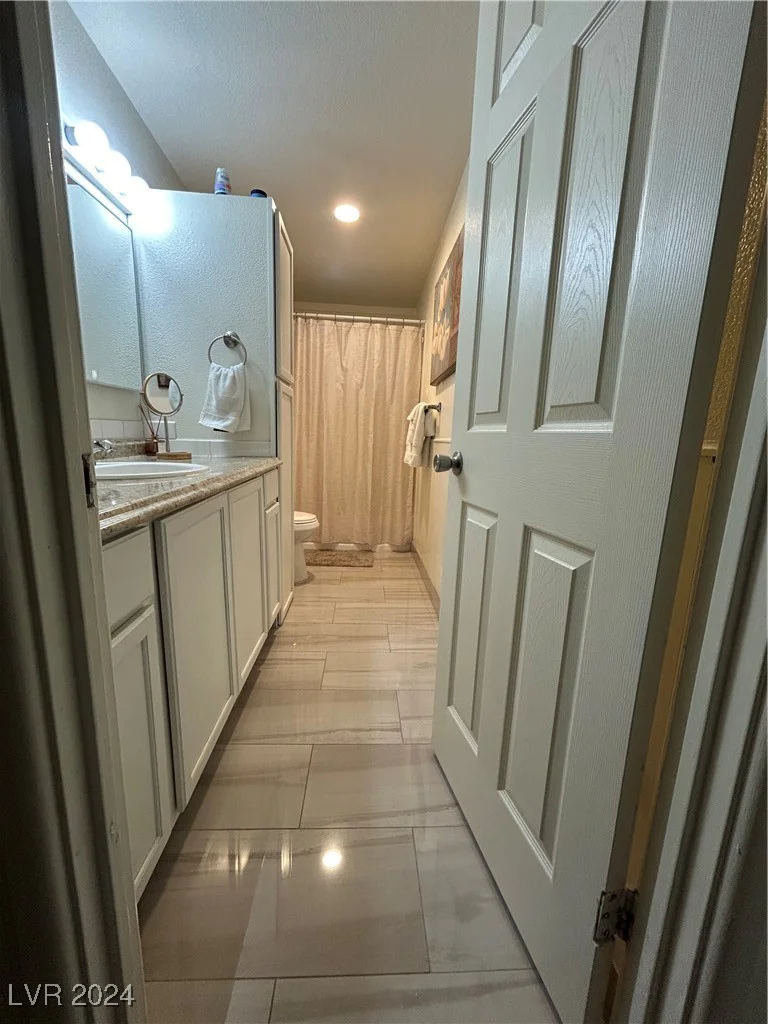 2804 La Canada, Las Vegas, NV 89169