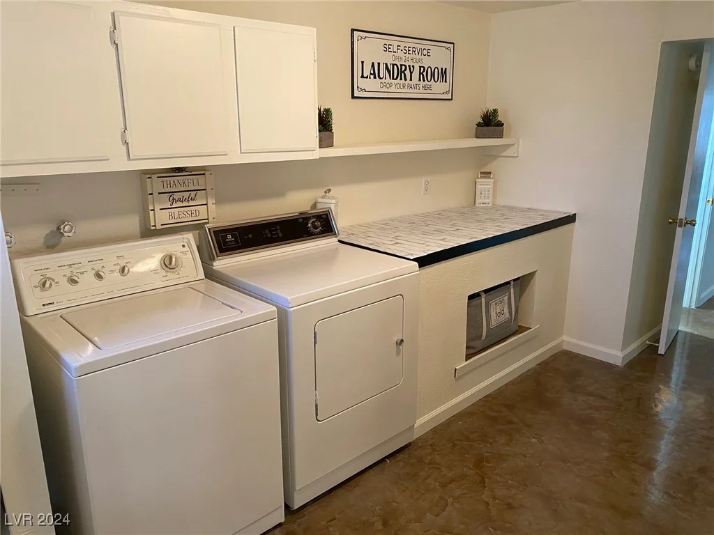 2804 La Canada, Las Vegas, NV 89169