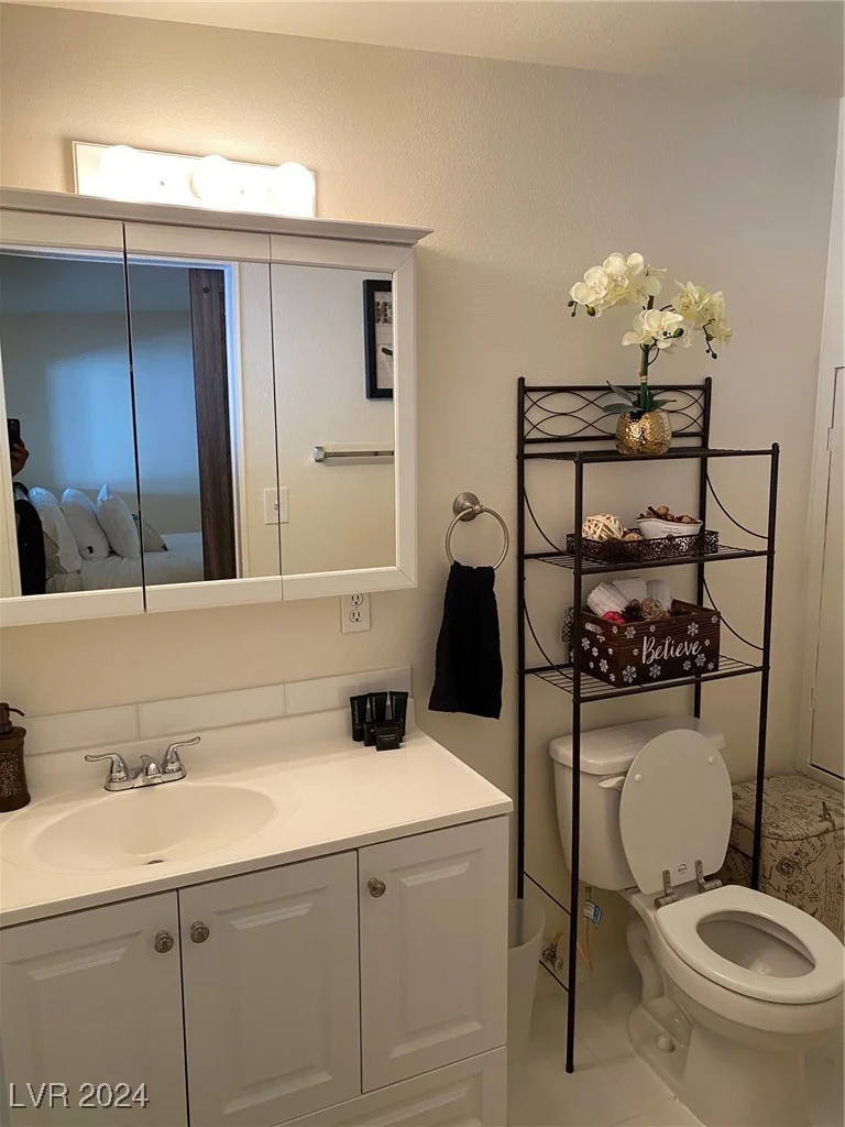 2804 La Canada, Las Vegas, NV 89169
