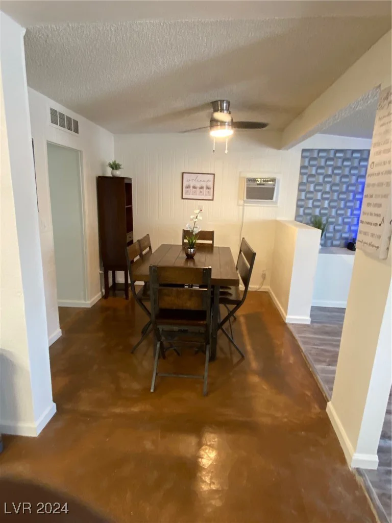2804 La Canada, Las Vegas, NV 89169